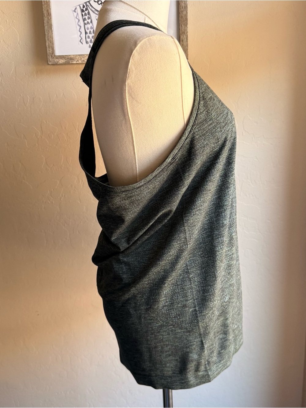 Swiftly Tech Racerback - Picture 5 of 6